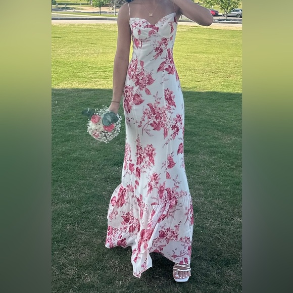 Floral Maxi Dress with Ruffle Hem - Picture 3 of 3